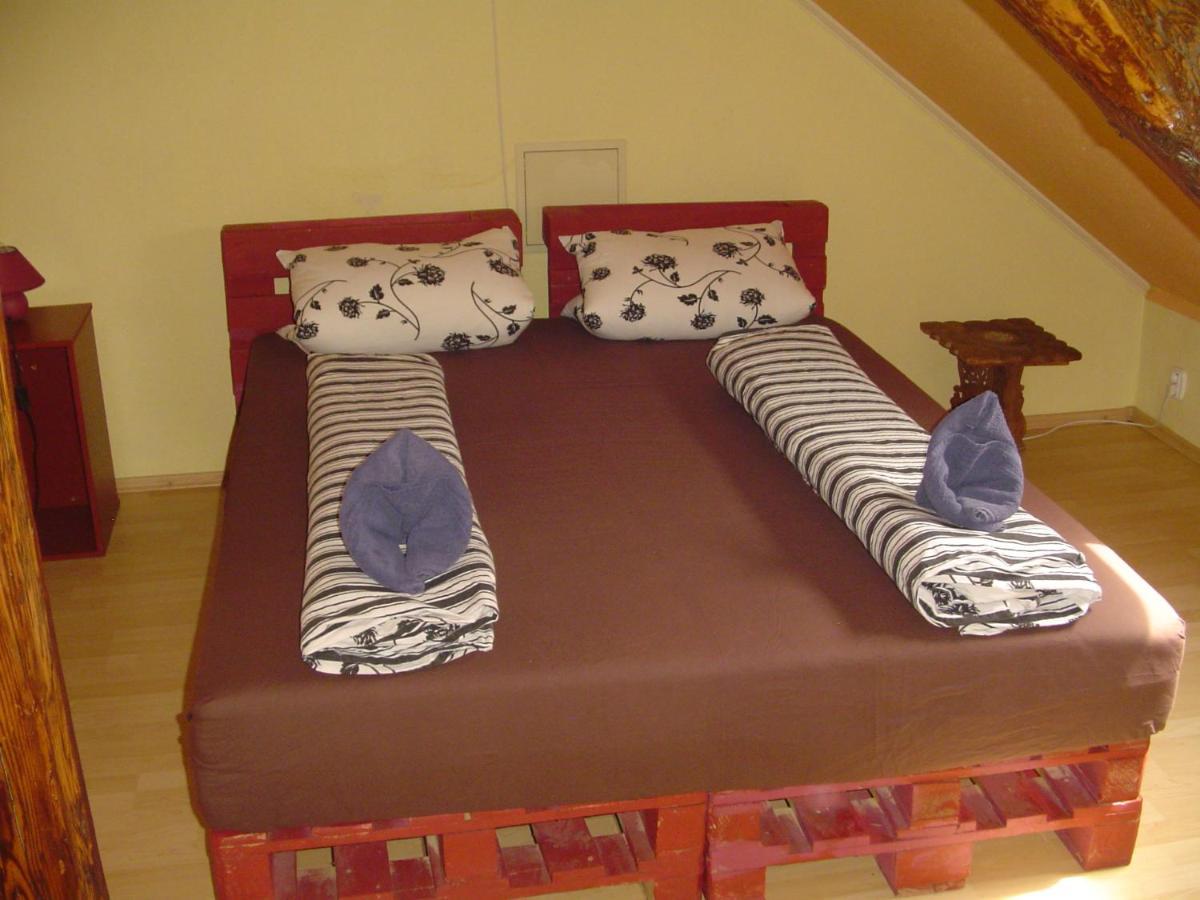 Villa Ametyst Štúrovo Zewnętrze zdjęcie