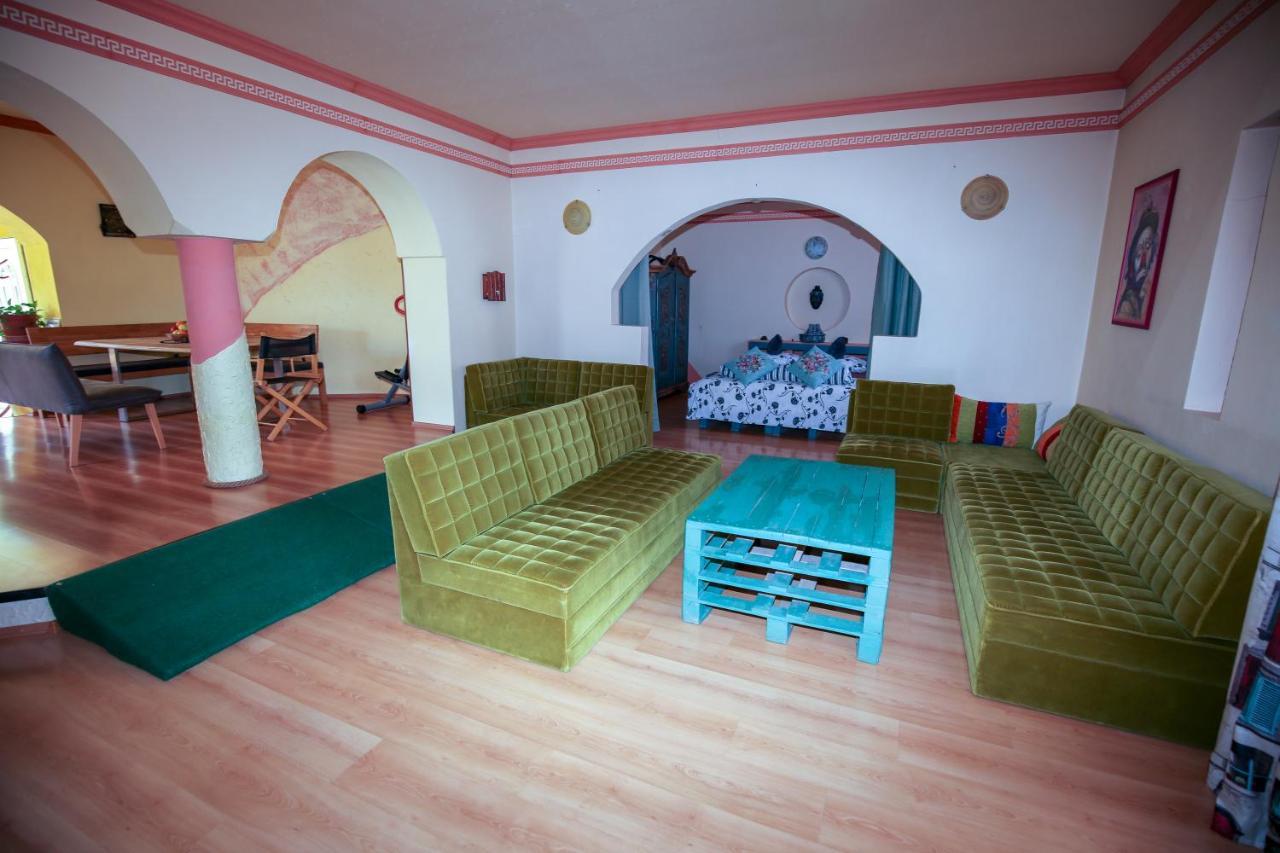 Villa Ametyst Štúrovo Zewnętrze zdjęcie