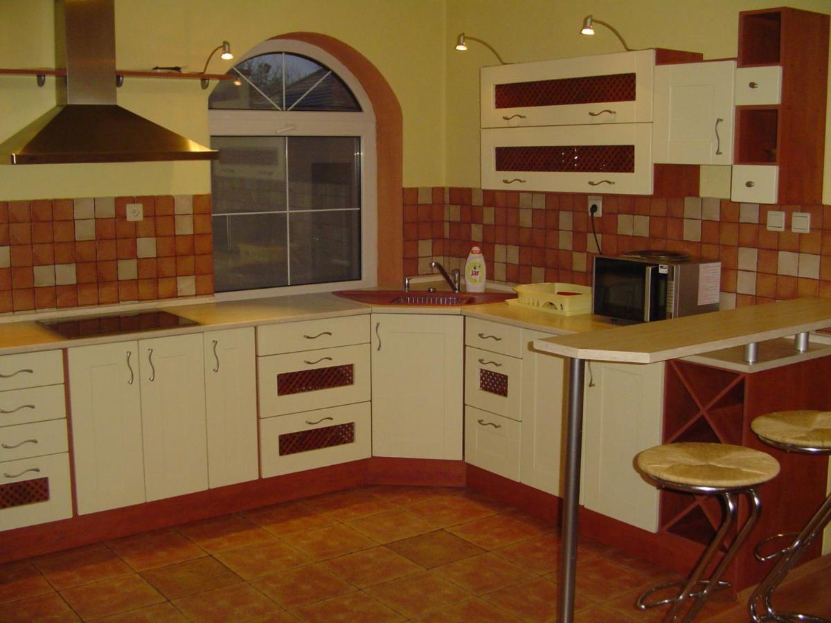 Villa Ametyst Štúrovo Zewnętrze zdjęcie